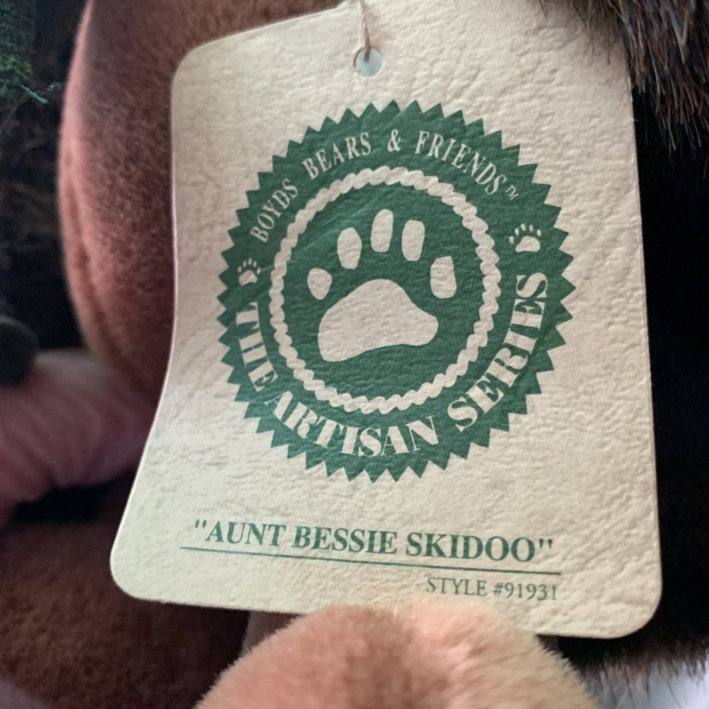 Boyds Bears - Aunt Bessie Skidoo with tags - Picture 5 of 6